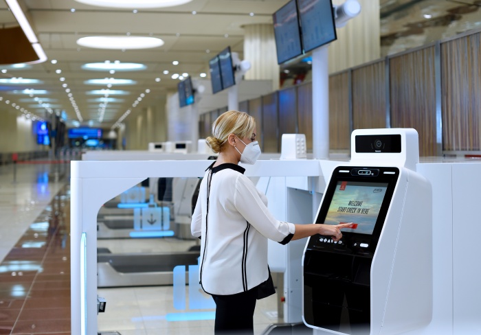 Emirates rolls-out self-check-in options in Dubai | News