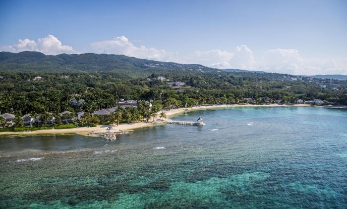 Breaking Travel News investigates: Half Moon, Jamaica | Focus