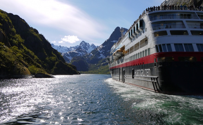 Hurtigruten expedition ships move to battery-hybrid power | News