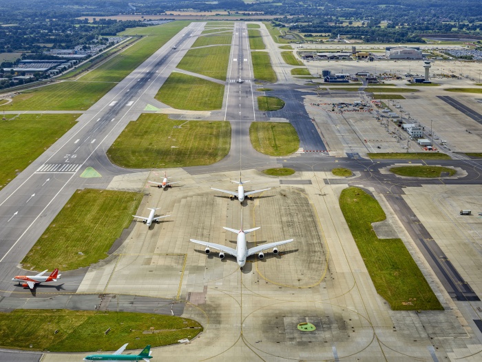 Gatwick hopes to operate second runway by 2029 | News