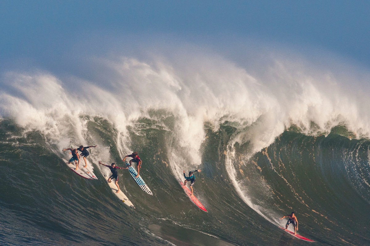 Wild waves, winds lash parts of Hawaii