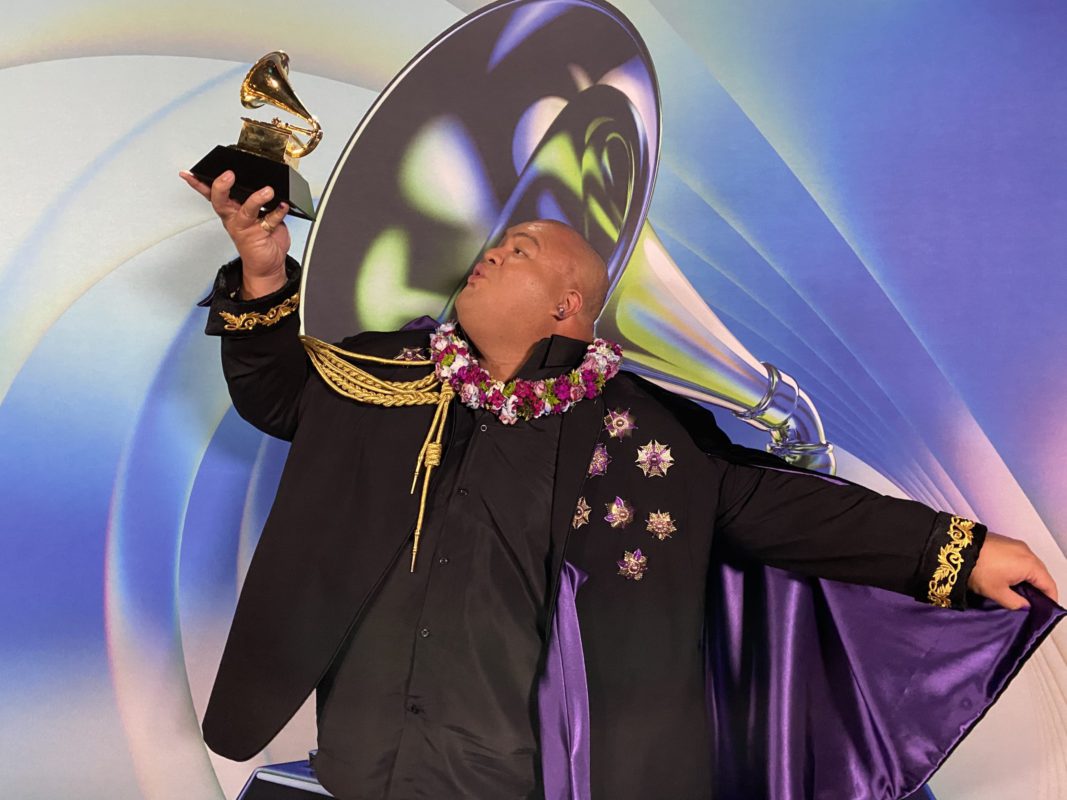 Hawaiʻi Musician Kalani Peʻa Wins 3rd Grammy Award