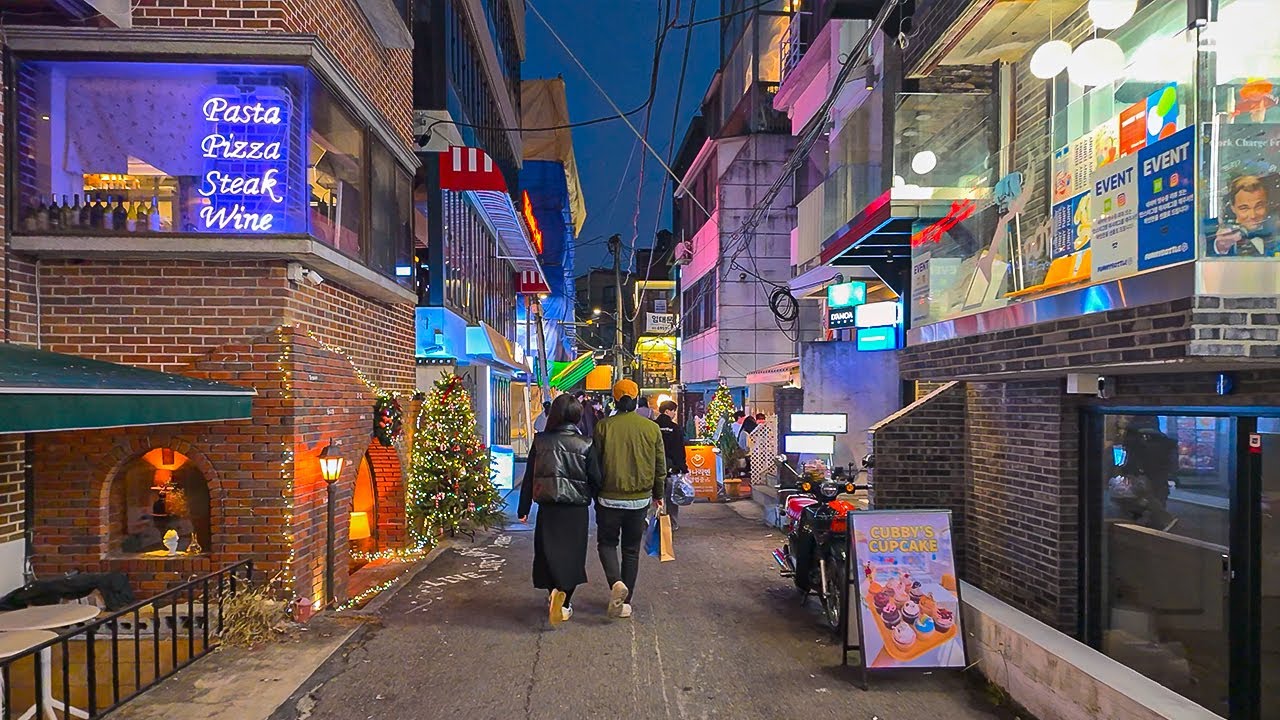 Saturday Night Walking on Yeonnam-dong Street | Seoul Travel Guide 4K HDR